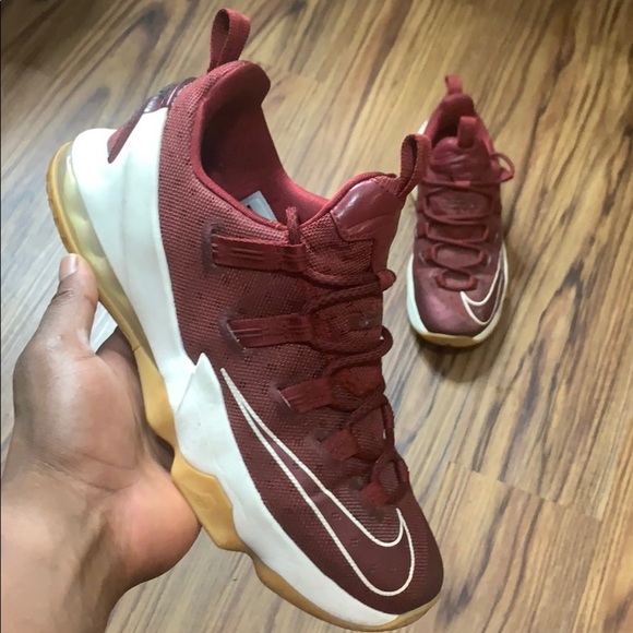 Nike Lebron 13 Low CAVS Men Sneakers main image 4